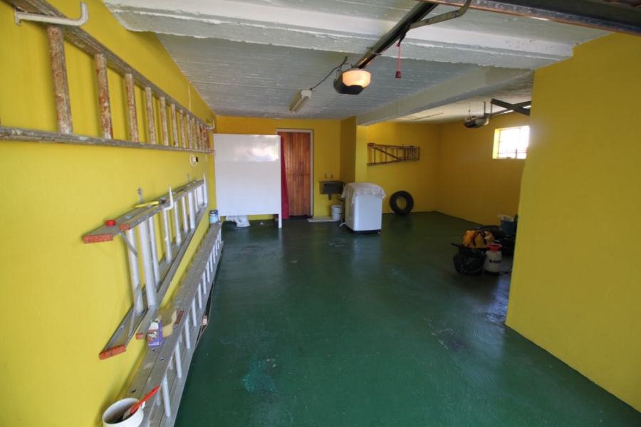 3 Bedroom Property for Sale in Parkside Eastern Cape